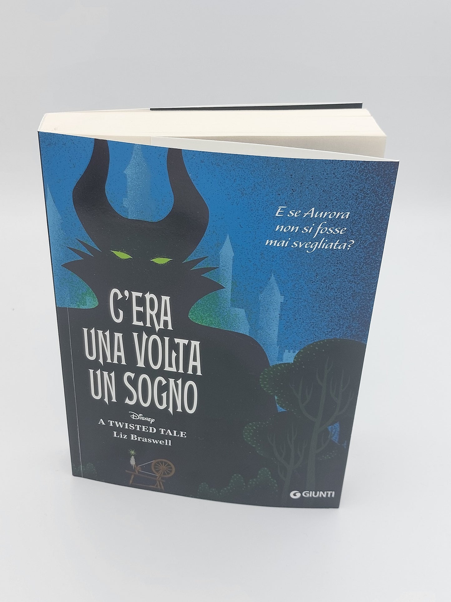 C'era una volta un sogno - Disney A twisted tale. E se Aurora non si fosse mai svegliata?