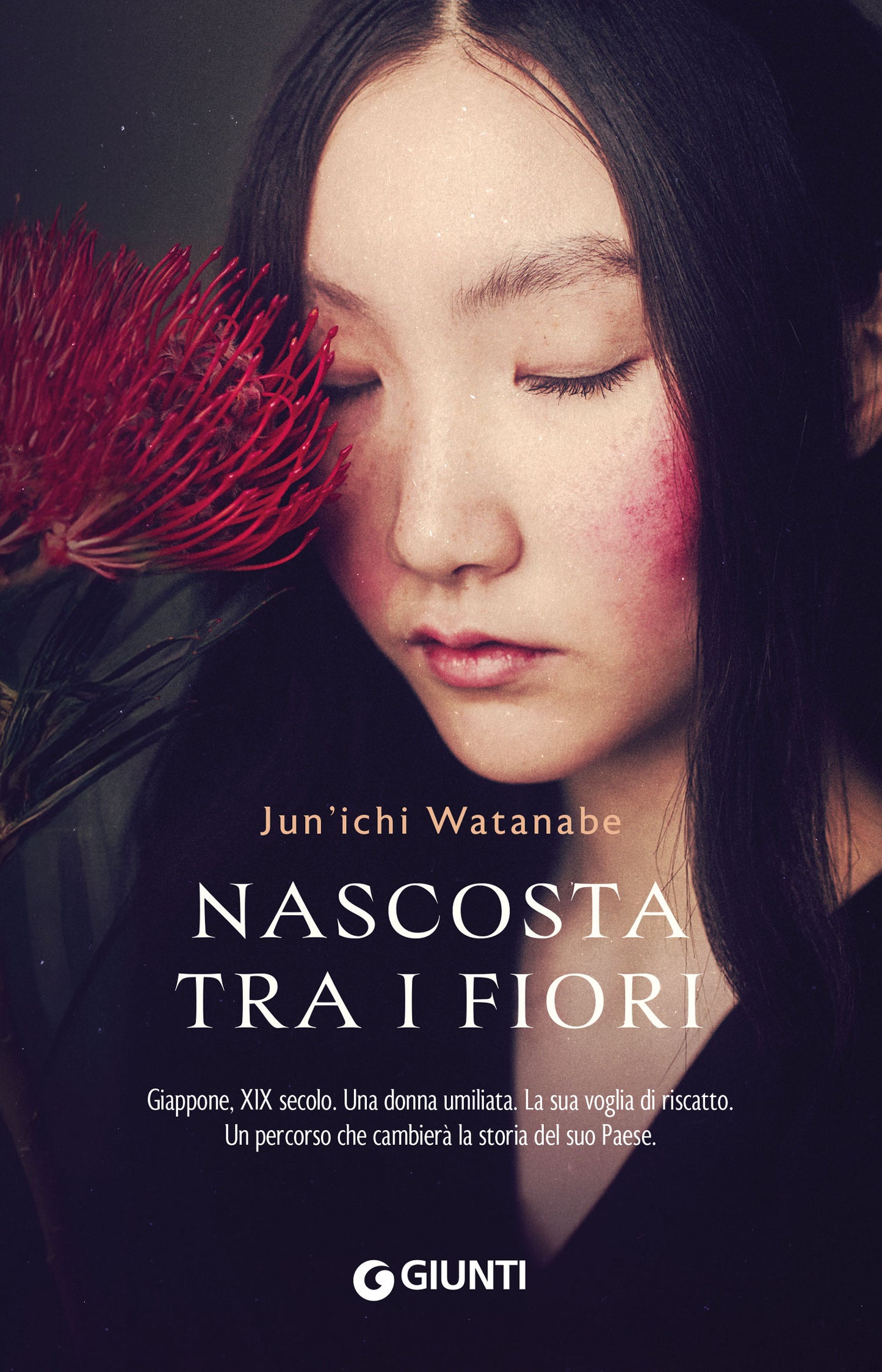 Nascosta tra i fiori