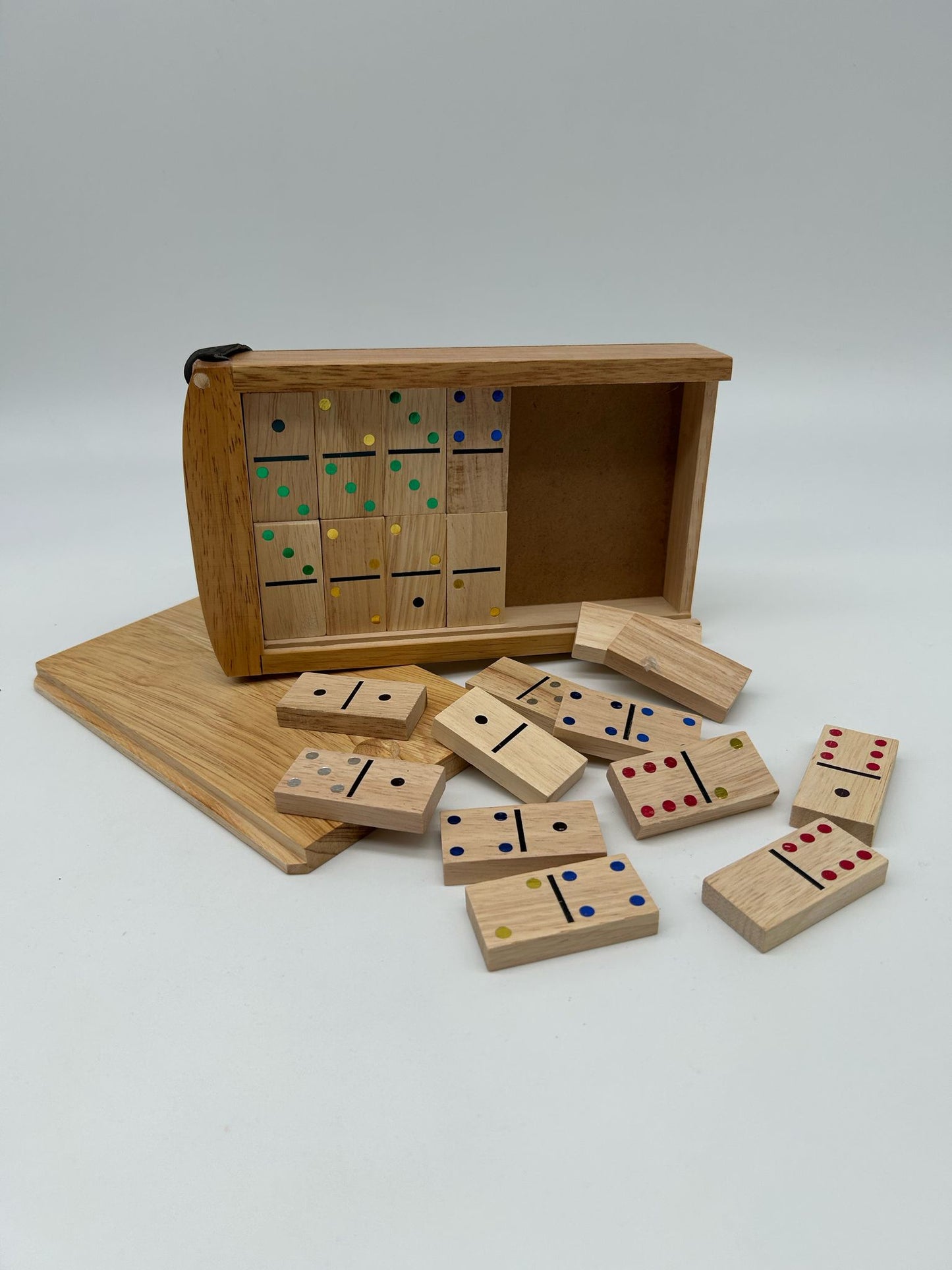 Domino - Gioco da tavolo. Gioco da tavolo