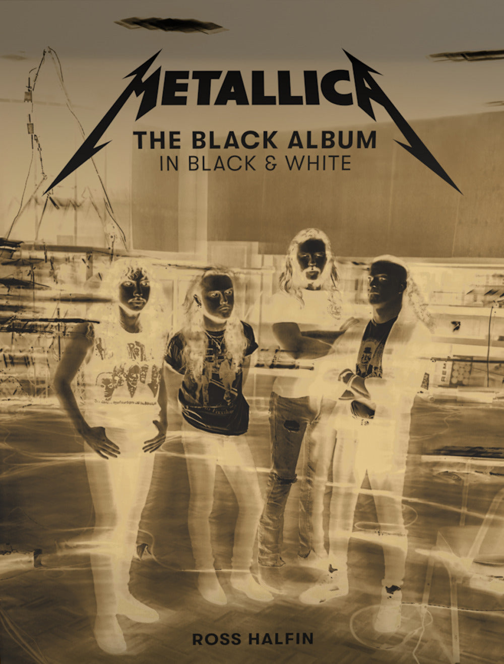 Metallica: The black album in black and white. Ediz. illustrata.
