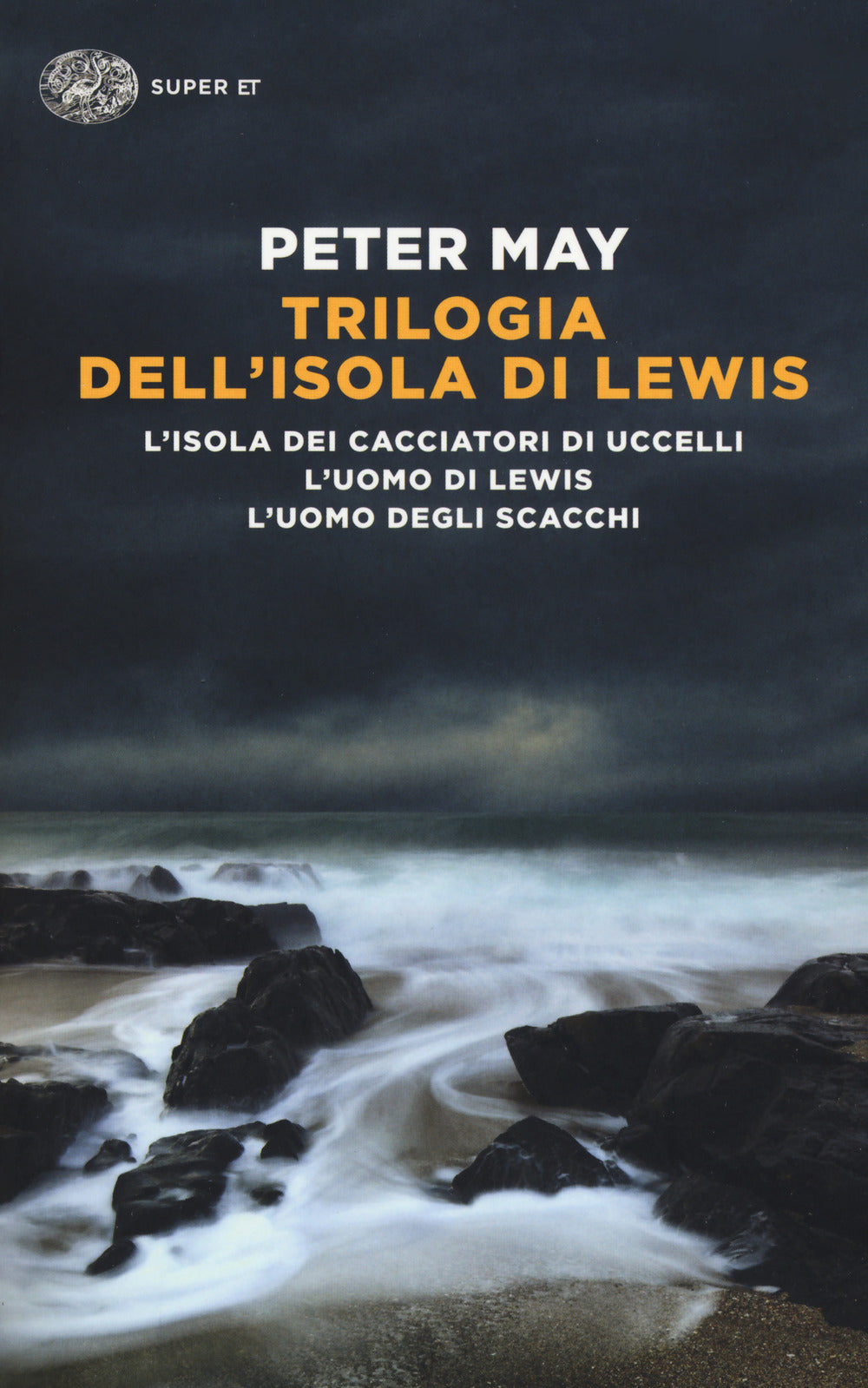 Trilogia dell'isola di Lewis: L'isola dei cacciatori d'uccelli-L'uomo di Lewis-L'uomo degli scacchi.